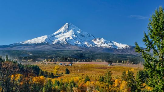 8 Charming Small Towns in Oregon