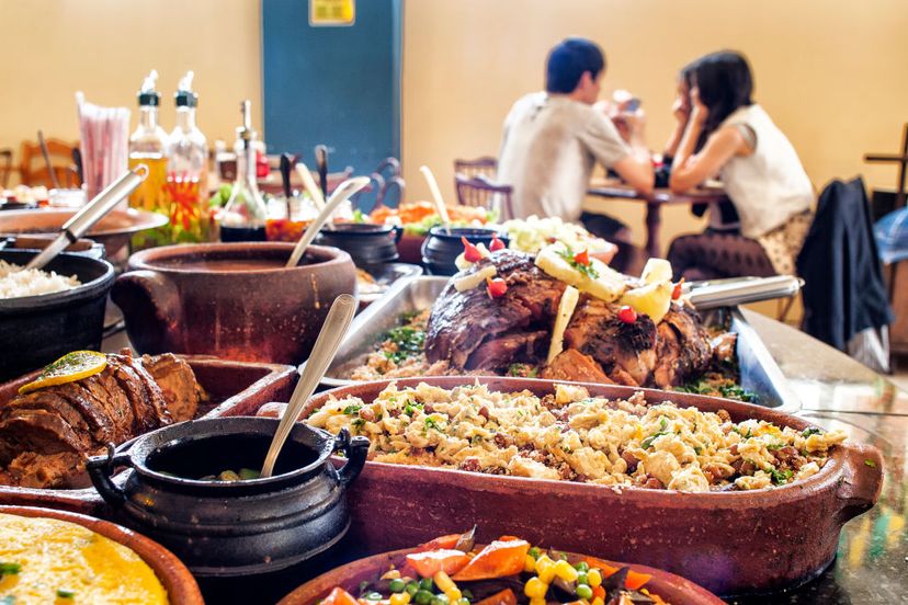 Typical Brazilian food buffet displayed at Uai di Minas