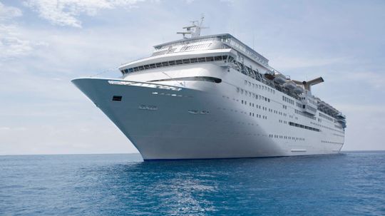 10 Best Cruise Ship Deals