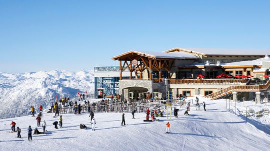 The Best Mountain Resorts in North America To Visit