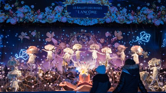 The 8 Best Holiday Window Displays in the World