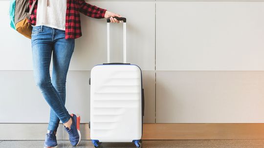 Airport Travel Hacks To Make Your Trip Easier