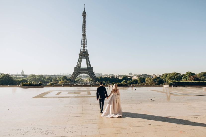 Wedding in Paris in front of Eiffel Tower