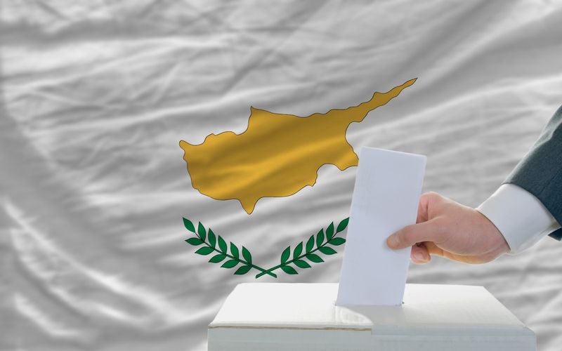 man voting cyprus