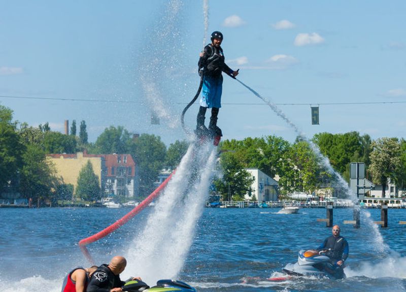 flyboarding