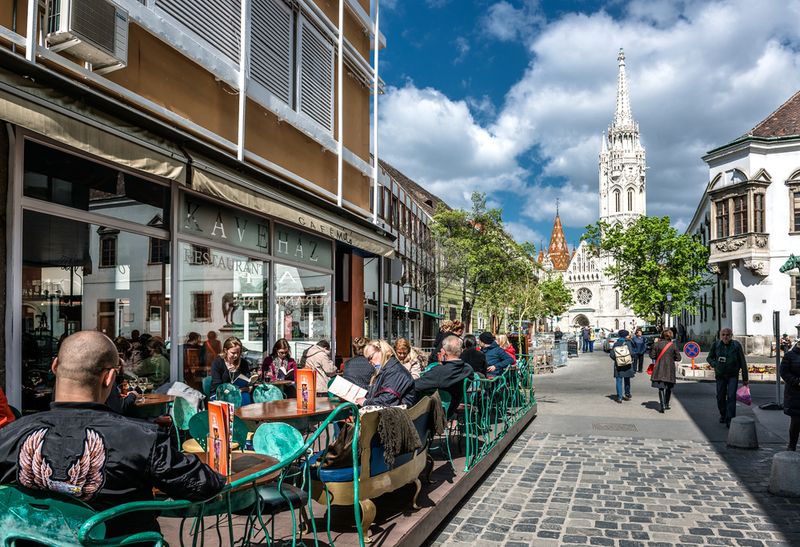 Alexander Tihonov / Shutterstock.com