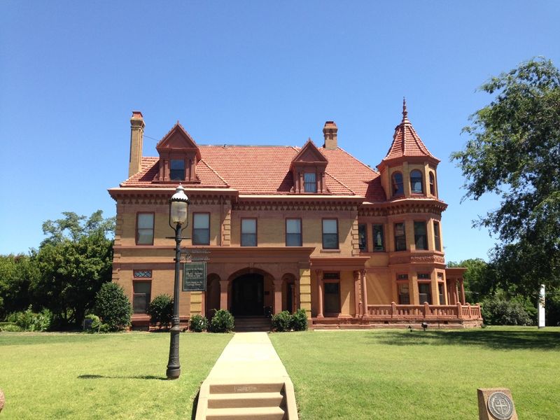 Photo by: Overholser Mansion