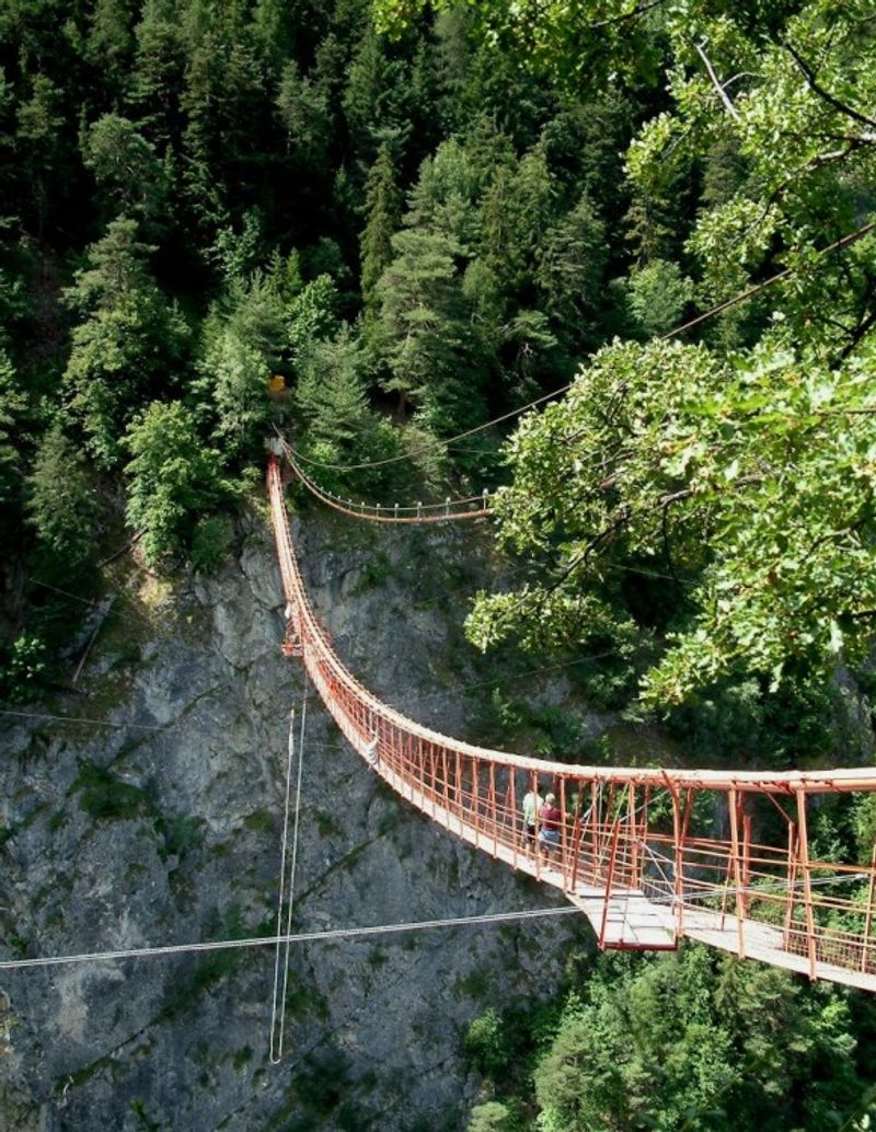 Photo by: subrolita/Panoramio