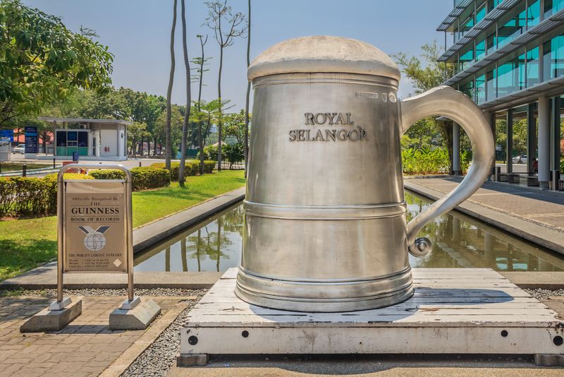 SvetlanaSF / Shutterstock.com