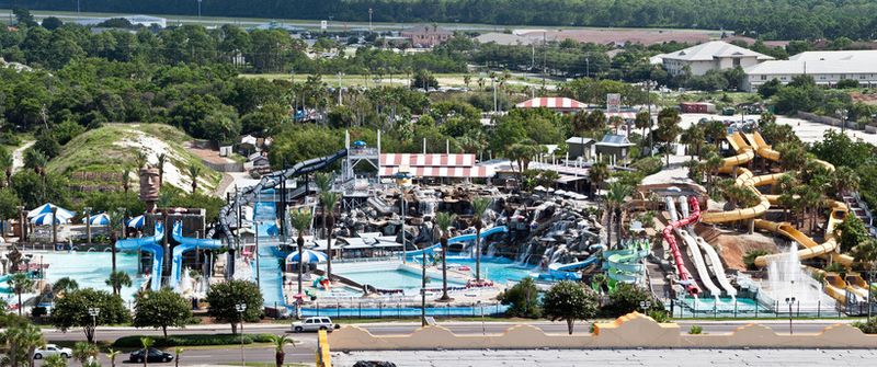 Paul Hakimata Photography / Shutterstock.com