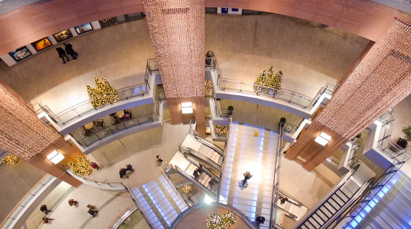 Brendan Howard / Shutterstock.com