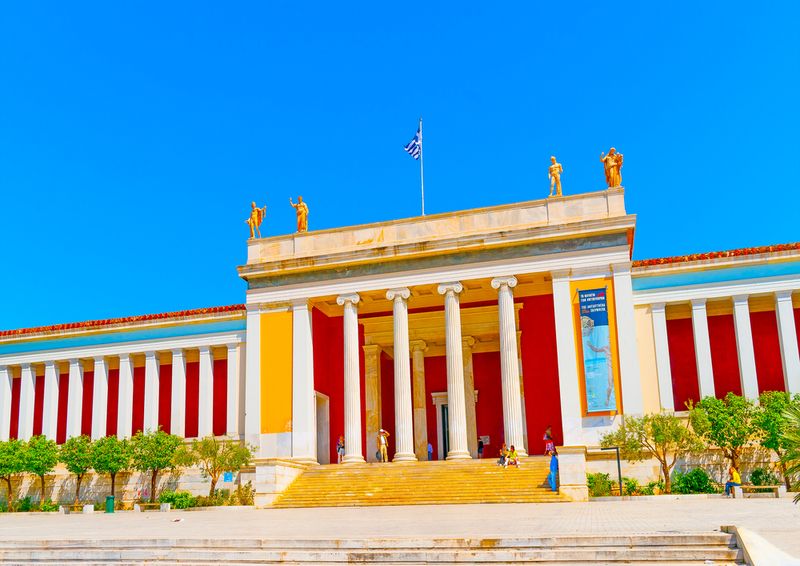 imagIN.gr photography / Shutterstock.com