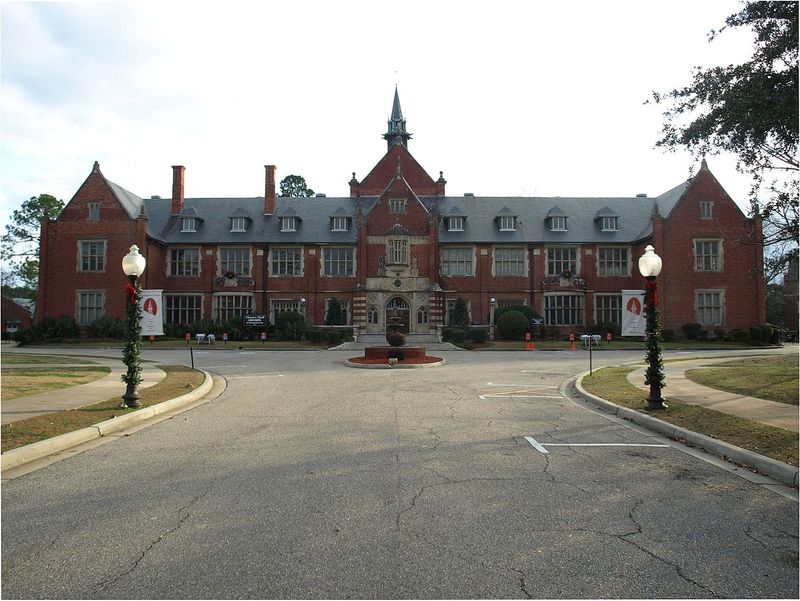 "Huntingdon College Flowers Hall" by Spyder Monkey - Own work. Licensed under CC BY-SA 3.0 via Commons.