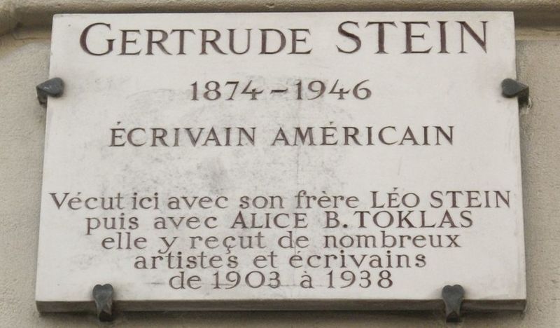 "Plaque Gertrude Stein, 27 rue de Fleurus, Paris 6" by Wikimedia Commons / Mu - Own work. Licensed under CC BY-SA 3.0 via Commons.