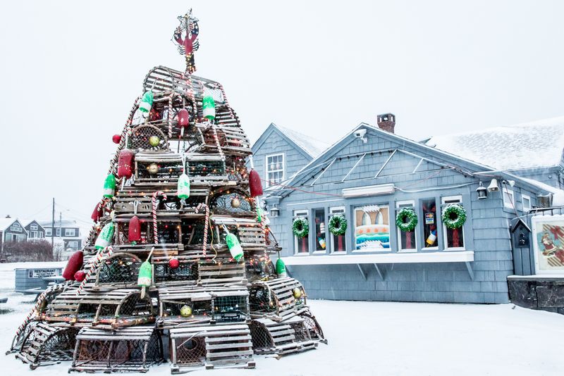 Lobster Trap Christmas Tree