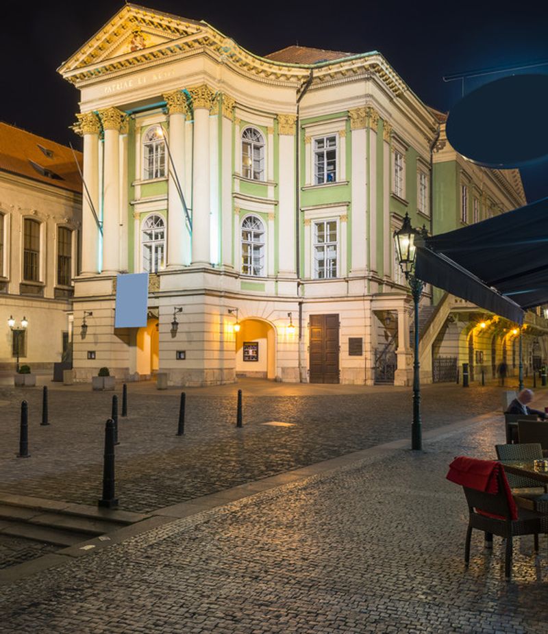A Walking Tour of Prague: 15 Historical Landmarks | MapQuest Travel