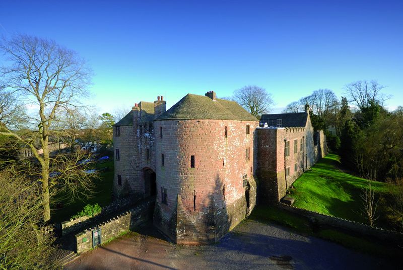 Photo by: YHA St. Briavels Castle