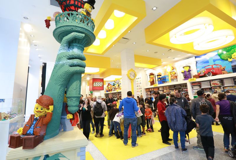 Store Details - LEGO® Store Paris, So Ouest