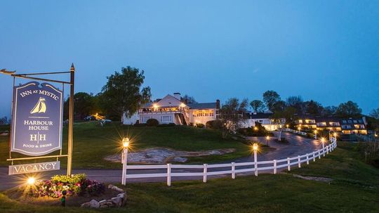 Inn at Mystic: Seaside New England Charm and History