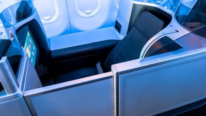 Luxurious Business Class Flight Accommodations | MapQuest Travel