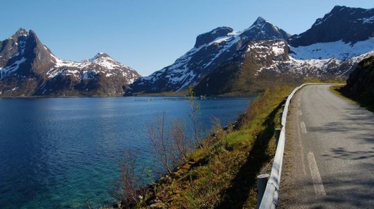 6 Scenic Ways to Navigate Norway