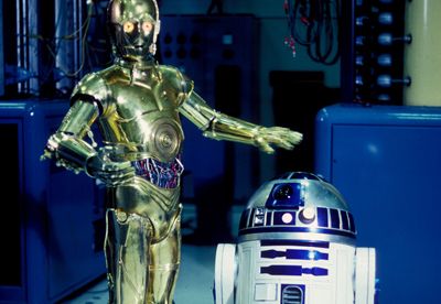 r2 - d2和c - 3 po”border=