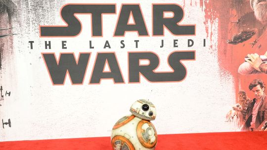 7 Times 'Star Wars: The Last Jedi' References the Prequels