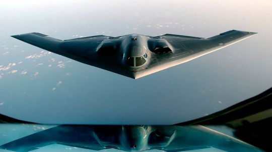 How Stealth Bombers Work