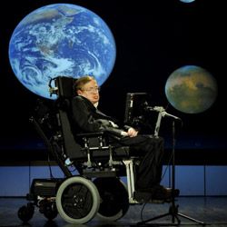 Hawking lectures during NASA's 50th anniversary celebration in 2008