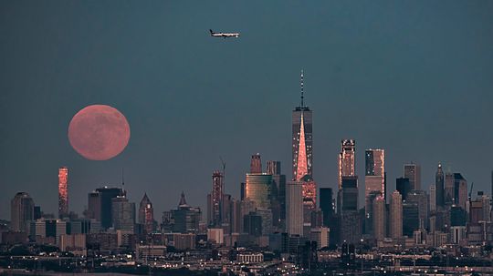 June's Full Moon Is the Strawberry Moon