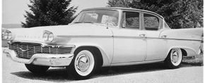 1958年的Studebakers，比如这款Commander的造型，都是在预算紧张的情况下完成的——这一点也很明显。18新利最新登入＂border=