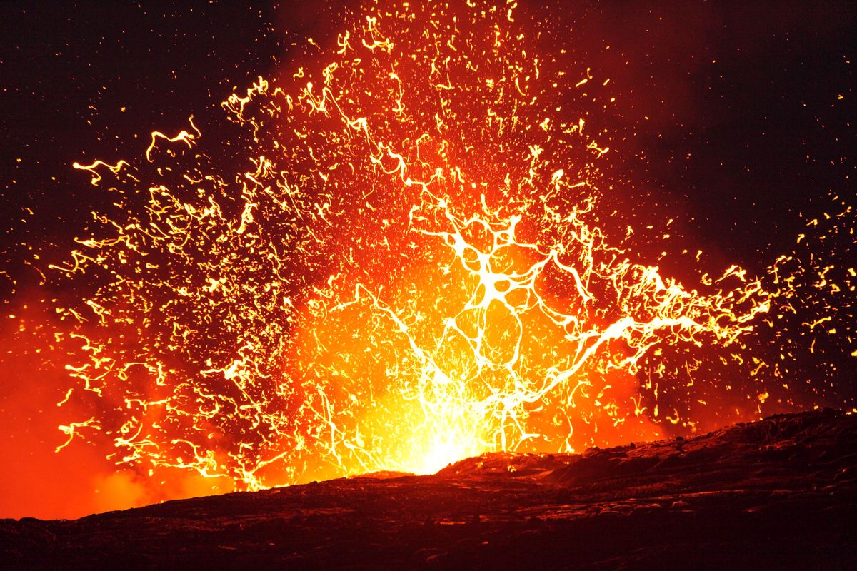 Could a single volcanic eruption destroy all life on Earth? | HowStuffWorks