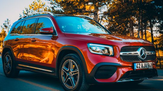 The Ultimate Guide to SUV Towing Capacity in 2023