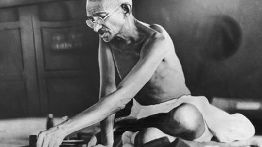 Why did Gandhi march 240 miles for salt?