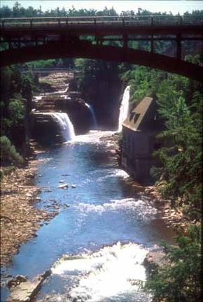 ©Byways.orgAusable River and Chasm are visiblefrom Lakes to Locks Passage.