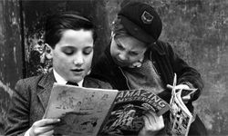 Kids reading comics