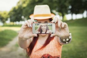 What vibe is this (pic of a) selfie giving you? Happy? Energetic? Self-conscious?