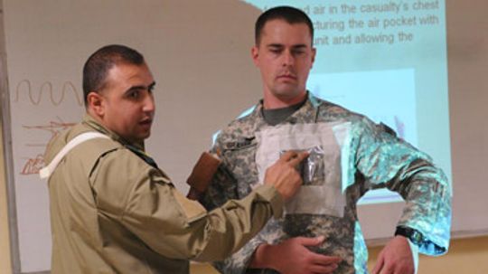 What is the role of a senior medic in the Army?