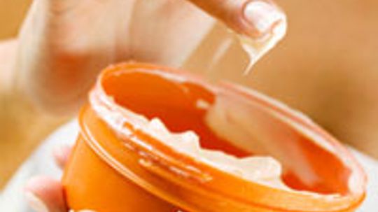Does shea butter help scars fade?