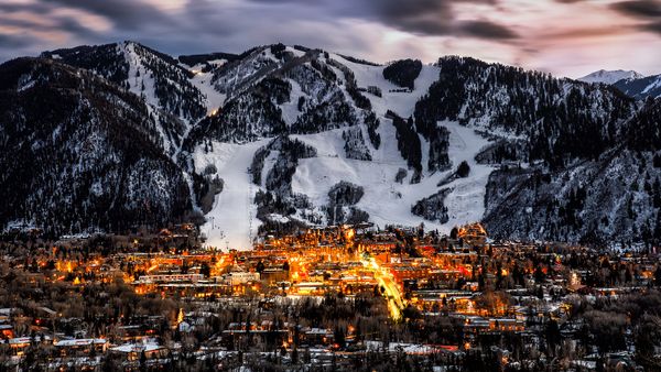 8 Colorado Ski Resorts for Every Budget