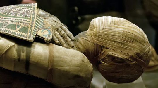 What Does Mummification Have to Do With Gene Hackman?