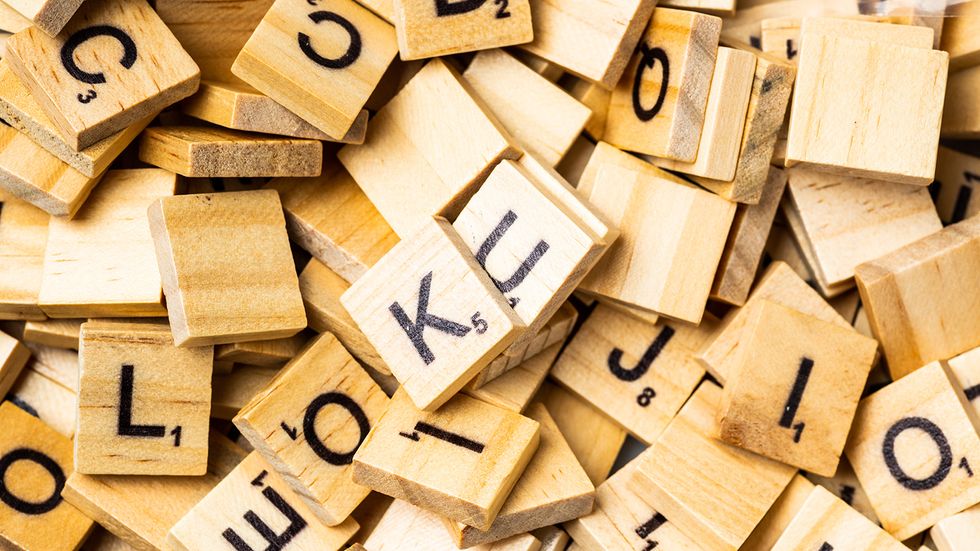 147 Words That Start With 'E' for Wordle and Scrabble Players