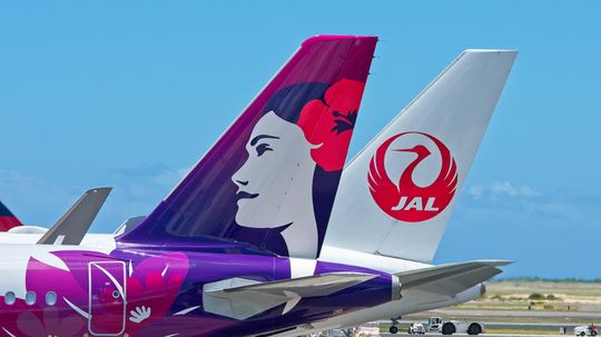 8 Safest Airlines in the U.S. (Hint: No. 3 Crosses the Pacific Regularly)