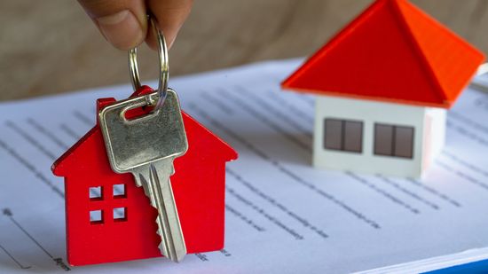 Finding the Cheapest Houses in the USA