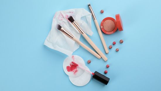 How to Clean Makeup Brushes (and Why It's Important)