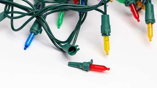 How To Fix Christmas Lights: 7 Straightforward Steps