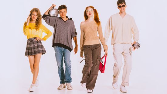 90s Fashion Trends That Keep Coming Back