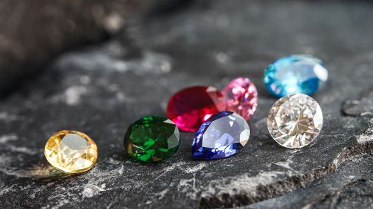 15 Types of Gemstones to Add a Little Sparkle to Your Life