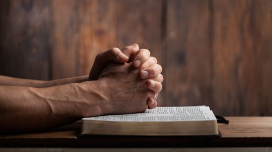 10 Prayers for Peace in Daily Life and Around the World