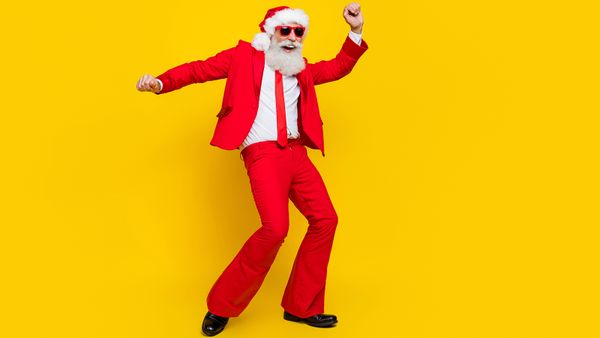 22 Worst Christmas Songs Plaguing Our Eardrums Every Year